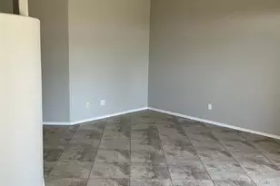 1015 S Val Vista Dr, Mesa, AZ 85204 - Photo 11