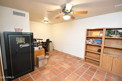 4701 W Misty Willow Lane, Glendale, AZ 85310 - Photo 15