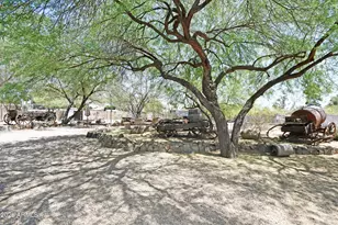 4701 W Misty Willow Ln, Glendale, AZ 85310 - Photo 31