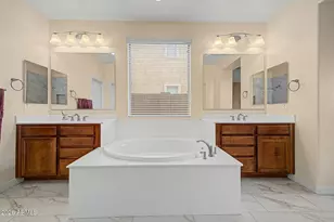 10043 W Los Gatos Dr, Peoria, AZ 85383 - Photo 21