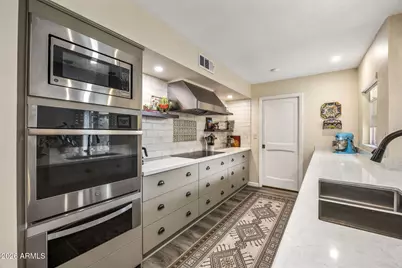 6502 N La Paloma Este --, Phoenix, AZ 85014 - Photo 9