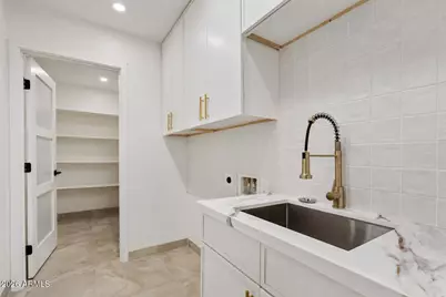 5638 E Waltann Lane, Scottsdale, AZ 85254 - Photo 37