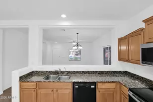 42825 W Kristal Ln, Maricopa, AZ 85138 - Photo 11