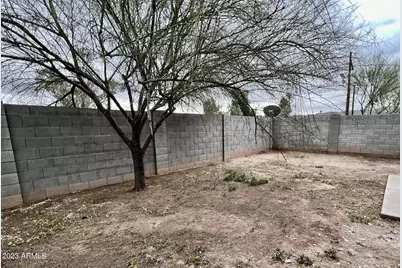 5911 S 35th Place, Phoenix, AZ 85040 - Photo 15