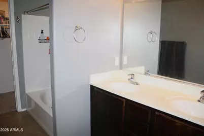 10225 W Camelback Road #19, Phoenix, AZ 85037 - Photo 25