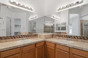 12456 W Hedge Hog Pl, Peoria, AZ 85383 - Photo 23