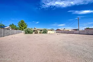 650 N Rennick Dr, Apache Junction, AZ 85120 - Photo 33