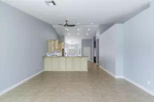 4221 E Everett Dr, Phoenix, AZ 85032 - Photo 5