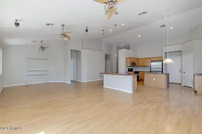 155 E Liberty Lane, Gilbert, AZ 85296 - Photo 5