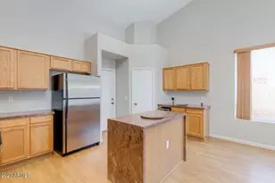 155 E Liberty Ln, Gilbert, AZ 85296 - Photo 11