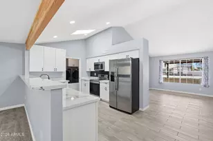 6026 W Juniper Ave, Glendale, AZ 85306 - Photo 9