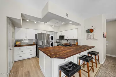 7401 W Arrowhead Clubhouse Drive #2068, Glendale, AZ 85308 - Photo 13
