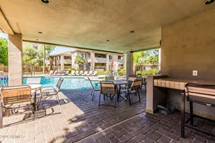7401 W Arrowhead Clubhouse Dr, Glendale, AZ 85308 - Photo 29