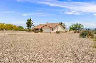7517 S Silverstone Ave, Hereford, AZ 85615 - Photo 3