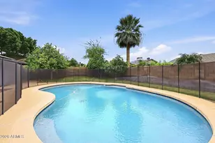 1037 E Acoma Dr, Phoenix, AZ 85022 - Photo 37