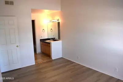 14203 N 19th Avenue, Phoenix, AZ 85023 - Photo 21