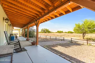 8961 S Yell Ln, Hereford, AZ 85615 - Photo 5