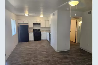 1241 E Cinnabar Avenue #102A, Phoenix, AZ 85020 - Photo 3