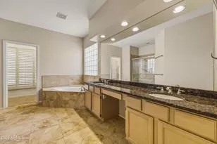 3861 E Amberwood Dr, Phoenix, AZ 85048 - Photo 23