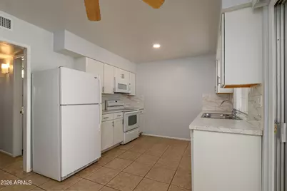 10654 W Coggins Drive, Sun City, AZ 85351 - Photo 7