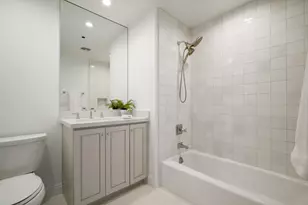 7181 E Camelback Rd, Scottsdale, AZ 85251 - Photo 17