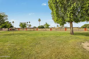 1949 E Del Sur Dr, Tempe, AZ 85283 - Photo 33