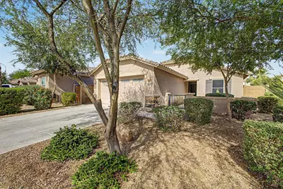 17447 N Marina Avenue, Maricopa, AZ 85139 - Photo 5