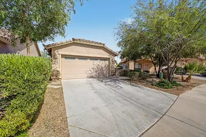 17447 N Marina Avenue, Maricopa, AZ 85139 - Photo 3