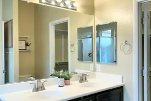 43014 N Hudson Ct, Anthem, AZ 85086 - Photo 19