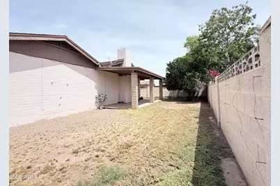4525 W Gardenia Avenue, Glendale, AZ 85301 - Photo 35