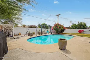 2037 W State Ave, Phoenix, AZ 85021 - Photo 23