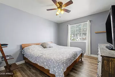 2037 W State Avenue, Phoenix, AZ 85021 - Photo 13