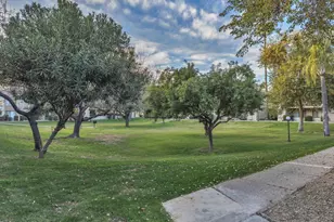 8649 E Royal Palm Rd, Scottsdale, AZ 85258 - Photo 71