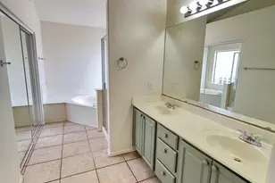 1576 W Kesler Ln, Chandler, AZ 85224 - Photo 15