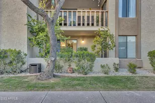 8649 E Royal Palm Rd, Scottsdale, AZ 85258 - Photo 37
