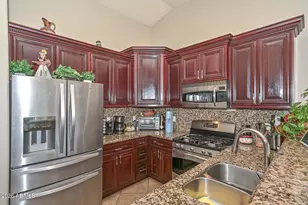 3737 W Crocus Dr, Phoenix, AZ 85053 - Photo 17