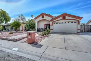 3737 W Crocus Dr, Phoenix, AZ 85053 - Photo 3