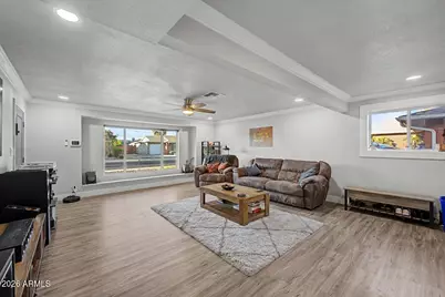 3925 W Krall Street, Phoenix, AZ 85019 - Photo 7