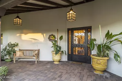 5700 N 33rd Place, Paradise Valley, AZ 85253 - Photo 17