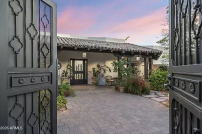5700 N 33rd Place, Paradise Valley, AZ 85253 - Photo 13