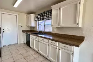 4427 N 102nd Dr, Phoenix, AZ 85037 - Photo 3