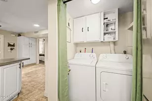636 N Lesueur Cir, Mesa, AZ 85203 - Photo 29