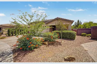 42009 N Wollemi Street, San Tan Valley, AZ 85140 - Photo 3