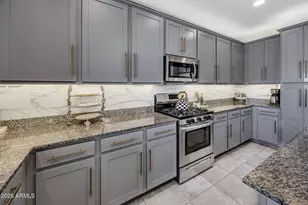 25218 N 143rd Ln, Surprise, AZ 85387 - Photo 5