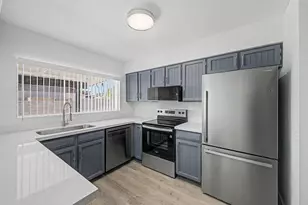 935 W Santa Cruz Dr, Tempe, AZ 85282 - Photo 11