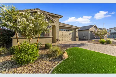 15299 W Portland Street, Goodyear, AZ 85338 - Photo 9
