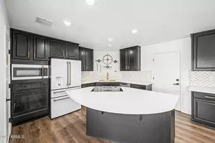 127 E Pershing Ave, Phoenix, AZ 85022 - Photo 15