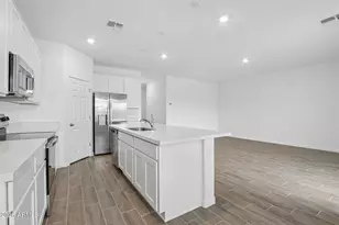 18175 W La Senda Dr, Surprise, AZ 85387 - Photo 9