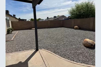 8565 W Tuckey Lane, Glendale, AZ 85305 - Photo 13
