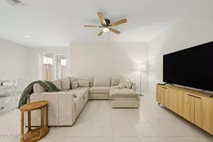5609 S 23rd Dr, Phoenix, AZ 85041 - Photo 9